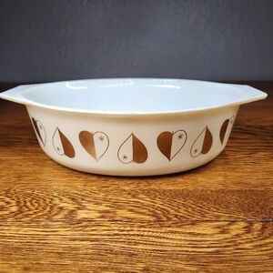 Pyrex Golden Hearts promotional oval casserole dish 045